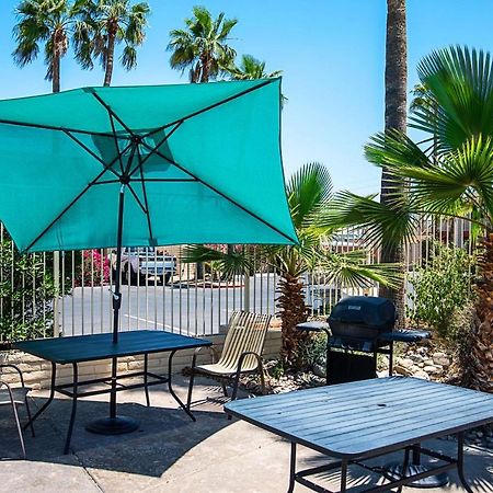 Quality Inn & Suites Phoenix Nw - Sun City Youngtown Eksteriør bilde