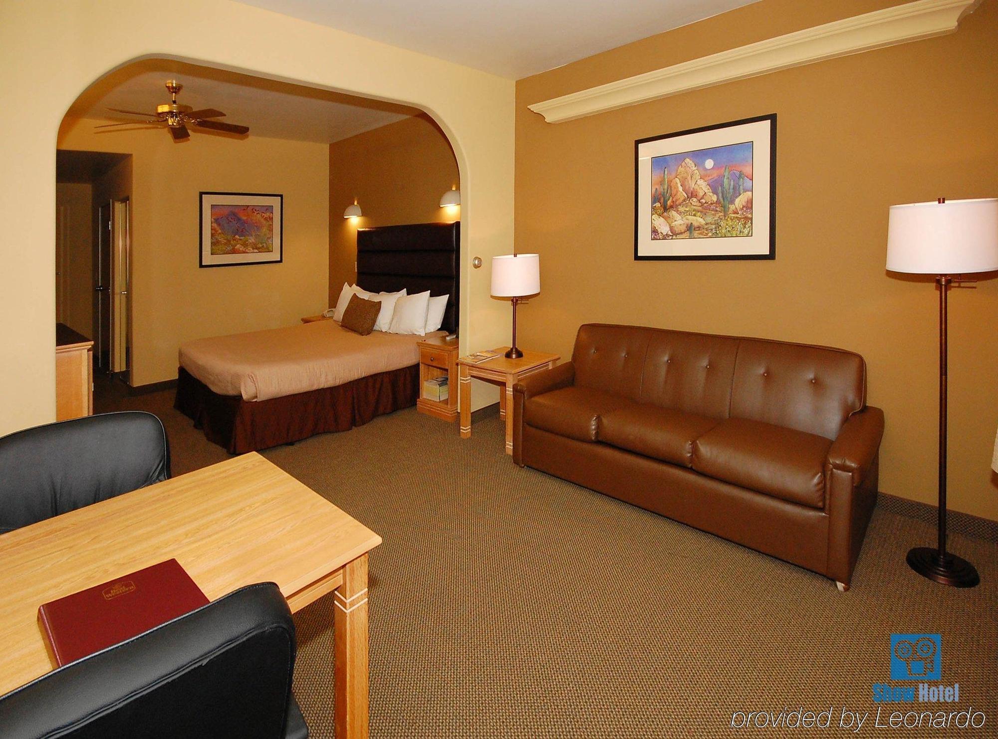 Quality Inn & Suites Phoenix Nw - Sun City Youngtown Rom bilde