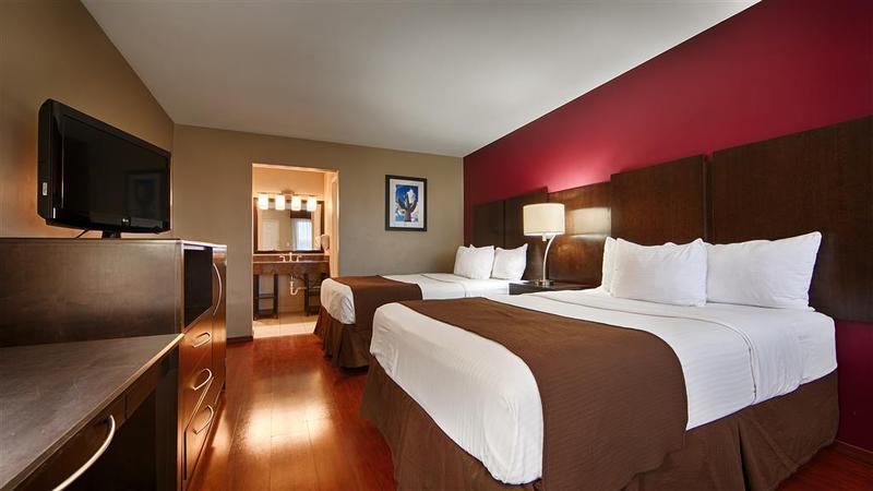 Quality Inn & Suites Phoenix Nw - Sun City Youngtown Eksteriør bilde