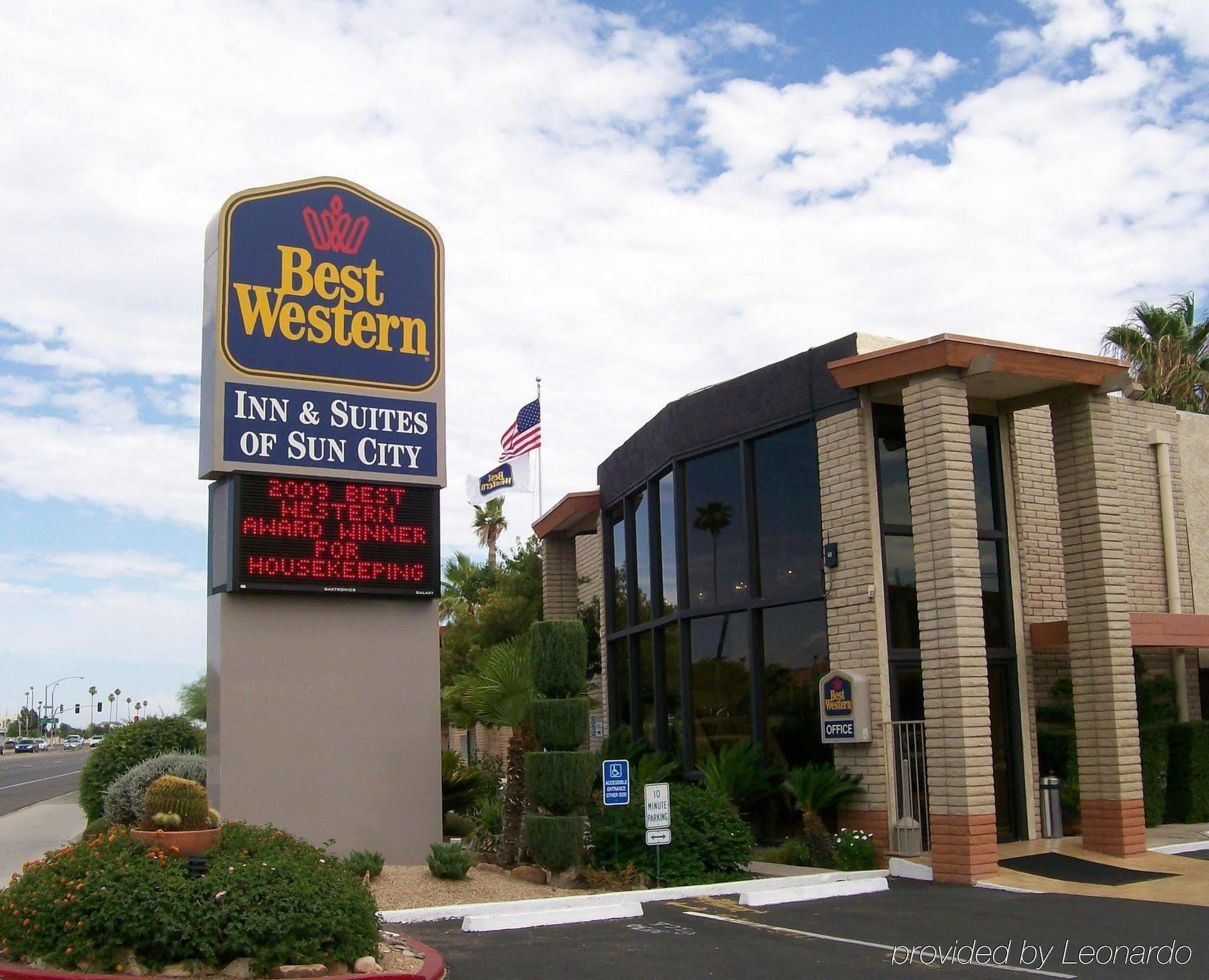 Quality Inn & Suites Phoenix Nw - Sun City Youngtown Eksteriør bilde