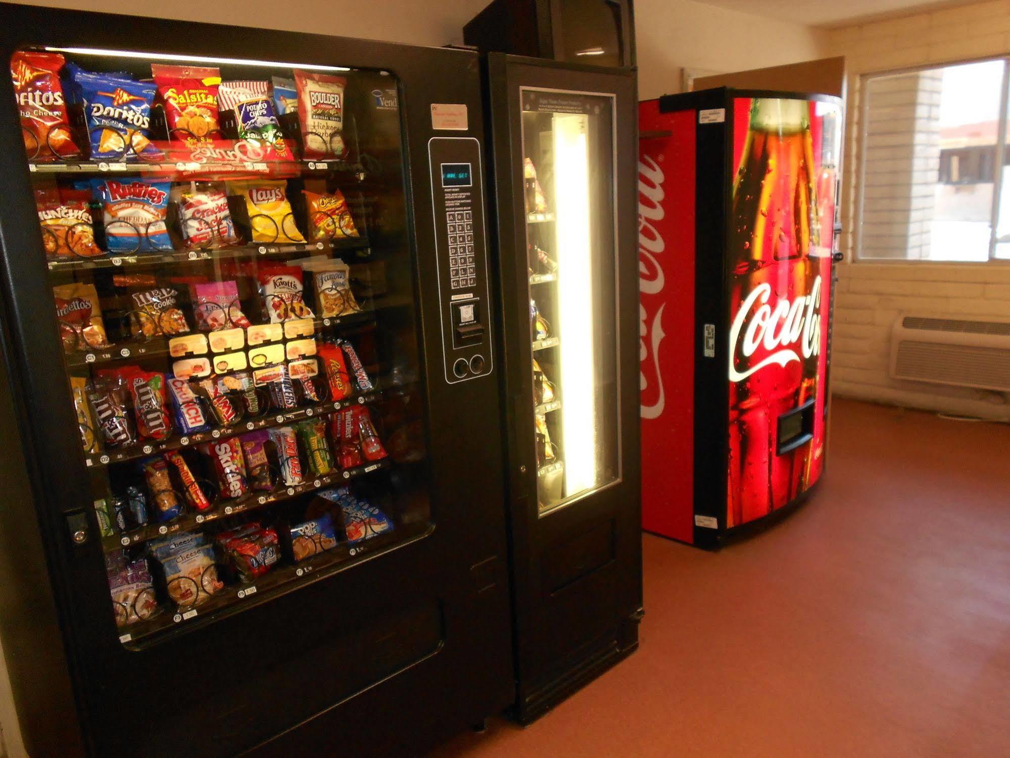 Quality Inn & Suites Phoenix Nw - Sun City Youngtown Eksteriør bilde