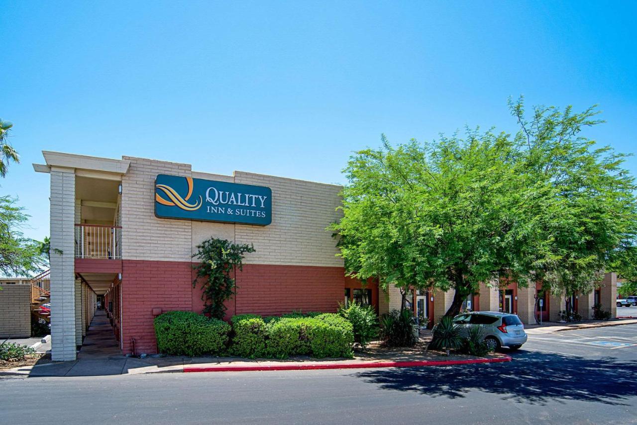 Quality Inn & Suites Phoenix Nw - Sun City Youngtown Eksteriør bilde