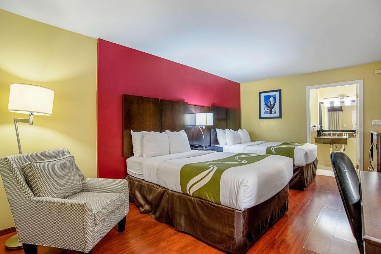 Quality Inn & Suites Phoenix Nw - Sun City Youngtown Eksteriør bilde