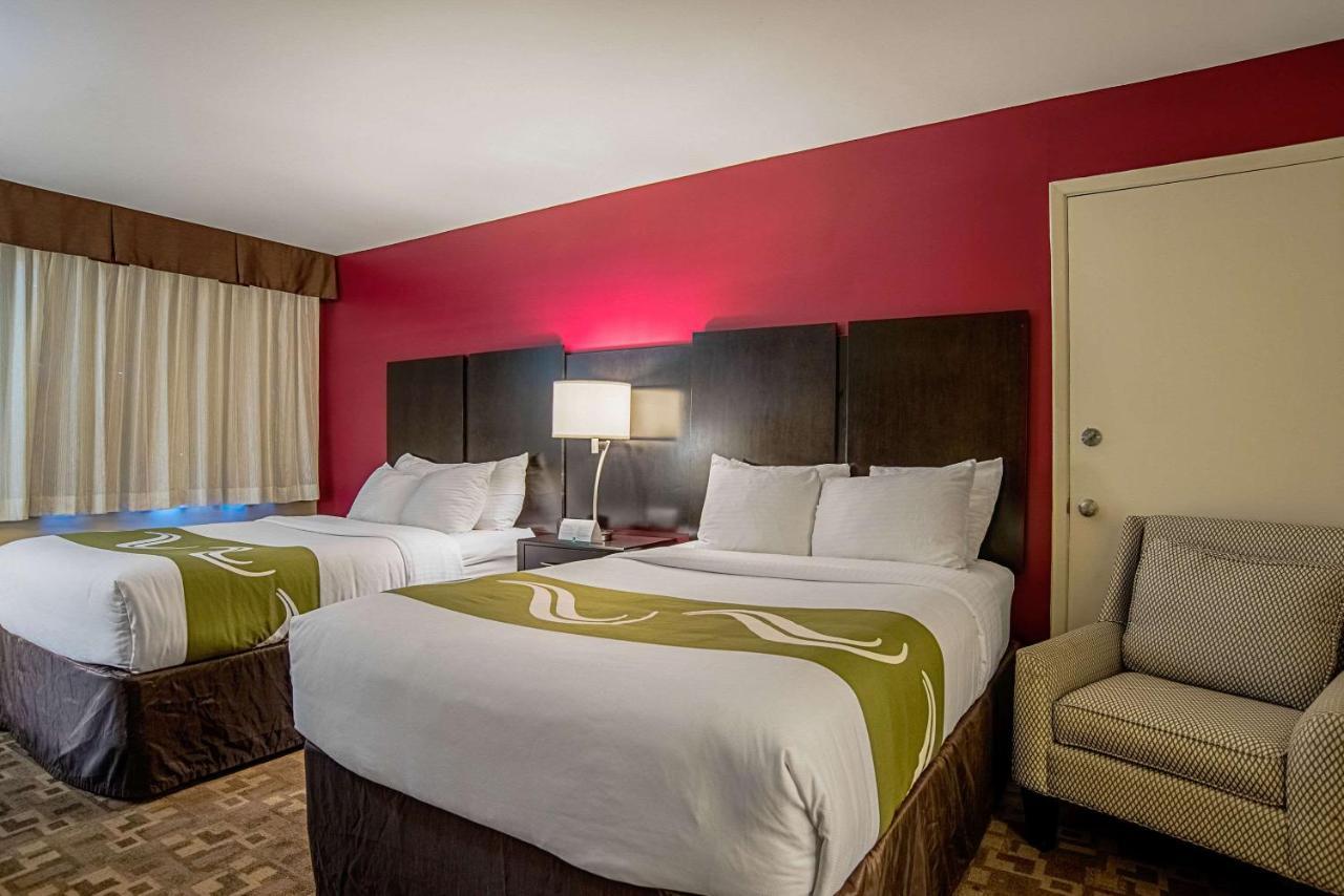 Quality Inn & Suites Phoenix Nw - Sun City Youngtown Eksteriør bilde